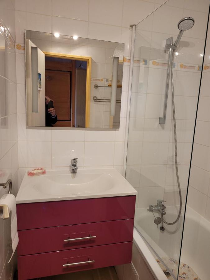 Appartement Paisible Avec Vue Panoramique Mer Et Acces Direct Plage Bormes-les-Mimosas Ngoại thất bức ảnh